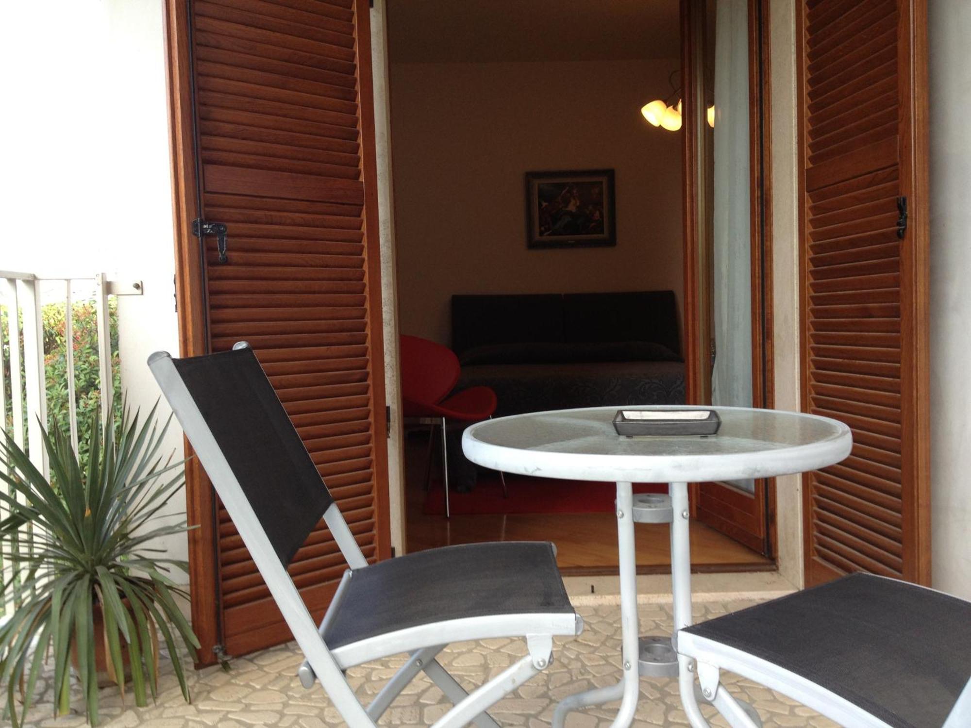 Villa Gioia Rooms Montegranaro Kültér fotó