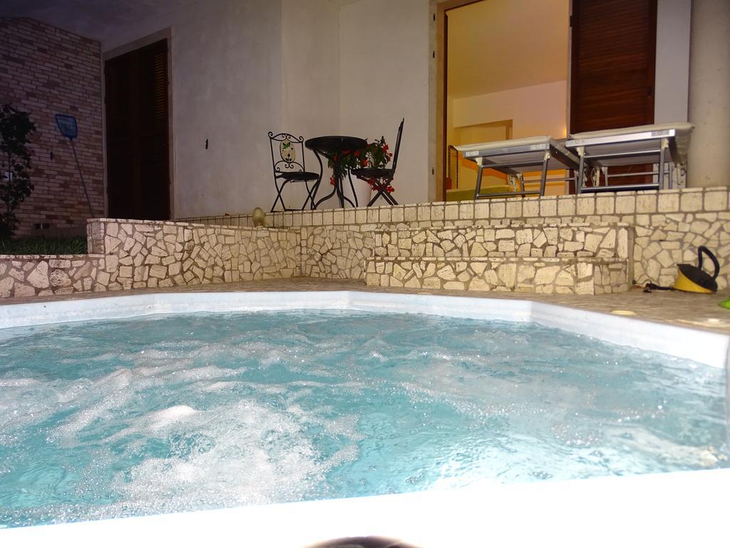 Villa Gioia Rooms Montegranaro Kültér fotó